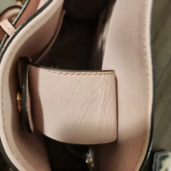 Michael kors purse pink - Picture 3 of 8